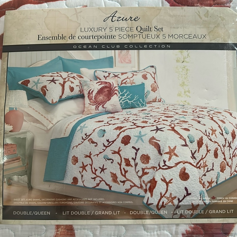 Azure 5 piece quilt set in a coral and sea life print.